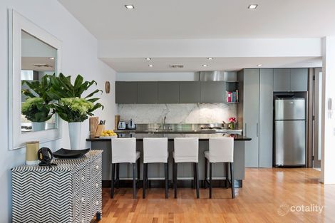 Property photo of 102 Sutherland Road Armadale VIC 3143