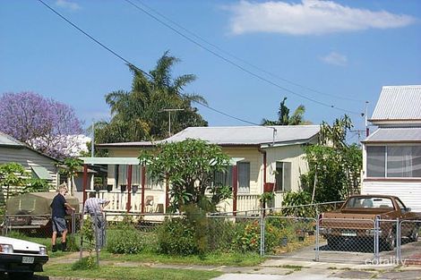 Property photo of 18 Walnut Street Wynnum QLD 4178