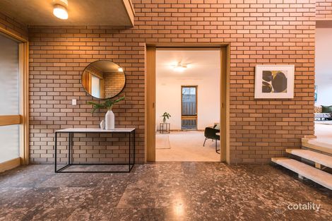 Property photo of 52 Aroona Road Caulfield North VIC 3161