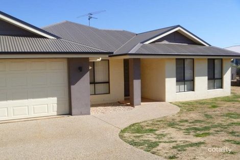 Property photo of 25 Highgrove Drive Highfields QLD 4352