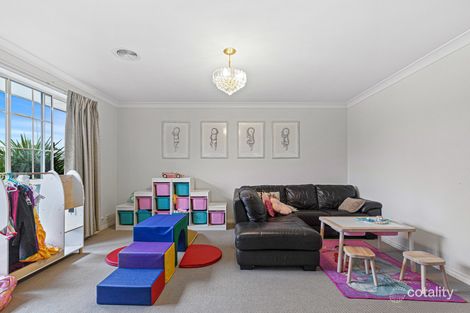 Property photo of 5 Stationmaster Close Sydenham VIC 3037
