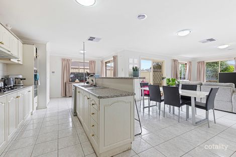 Property photo of 5 Stationmaster Close Sydenham VIC 3037