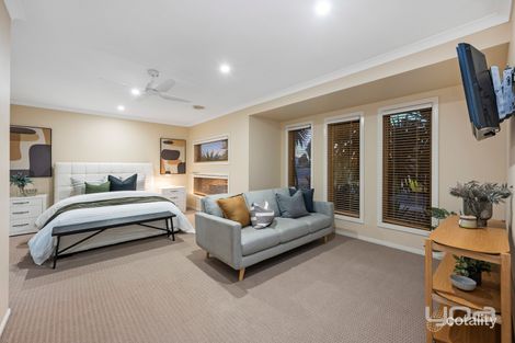 Property photo of 51 Azure Drive Tarneit VIC 3029