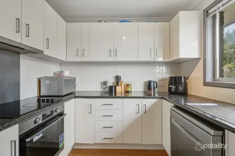 Property photo of 9 Winifred Place Austins Ferry TAS 7011