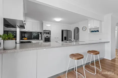 Property photo of 8 Pioneer Crescent Bellbowrie QLD 4070