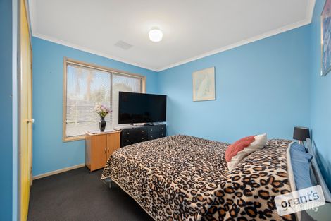 Property photo of 2 Miriam Close Narre Warren VIC 3805