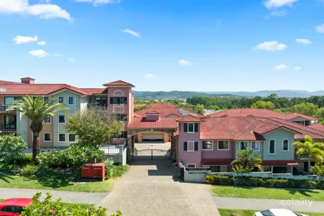 Property photo of 12/2 Geraldton Drive Varsity Lakes QLD 4227