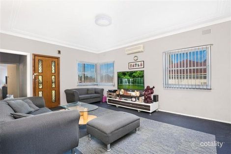 Property photo of 9 Warwick Avenue Cabramatta NSW 2166