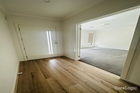 Property photo of 8 Yabby Avenue Sunbury VIC 3429