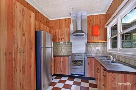Property photo of 28 Denise Street Lake Heights NSW 2502