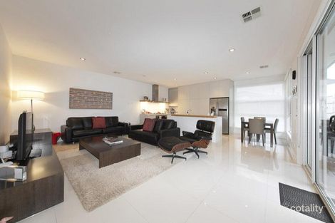 Property photo of 3 Jubilee Boulevard Waterways VIC 3195