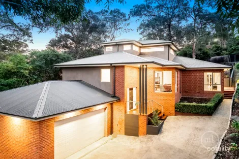 Property photo of 8 Mulgowrie Court Greensborough VIC 3088