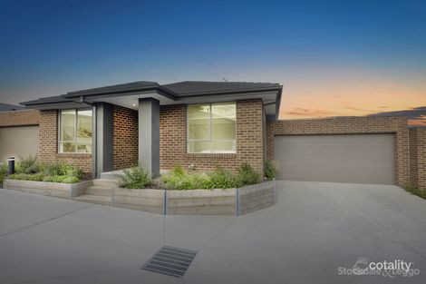 2/2 Stockhaven Cct, Langwarrin, VIC 3910