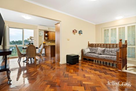 Property photo of 2 Crestmont Court Doncaster East VIC 3109