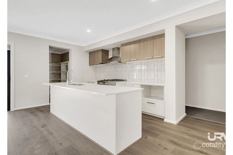 Property photo of 11 Boilersmith Street Donnybrook VIC 3064