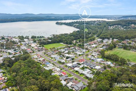 Property photo of 40 St Johns Drive Croudace Bay NSW 2280