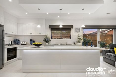 Property photo of 8 Isla Avenue Glenroy VIC 3046