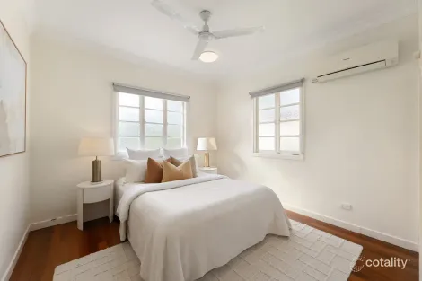 Property photo of 94 Dunellan Street Greenslopes QLD 4120