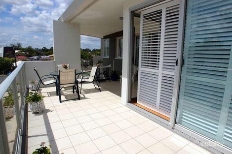 Property photo of 129/95 Clarence Road Indooroopilly QLD 4068