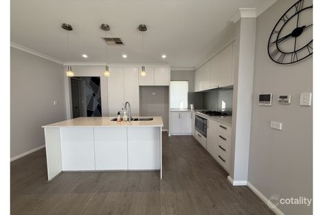 Property photo of 12 Pardillo Way Caversham WA 6055