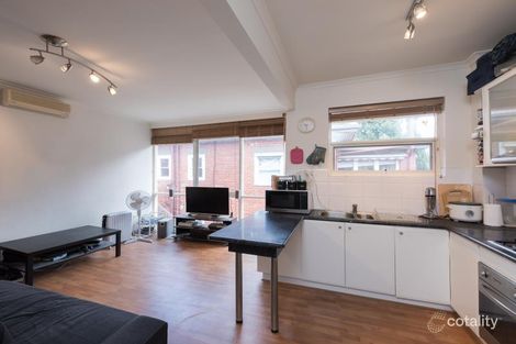Property photo of 18/6 Redan Street St Kilda VIC 3182