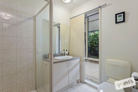 Property photo of 12 Lansbury Drive Narre Warren South VIC 3805