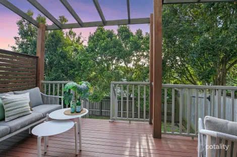 Property photo of 71 Boundary Road Camp Hill QLD 4152