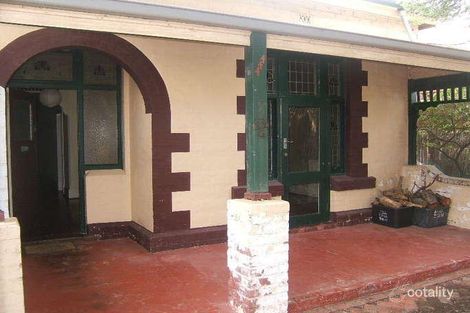 2/444 Seaview Rd, Henley Beach, SA 5022