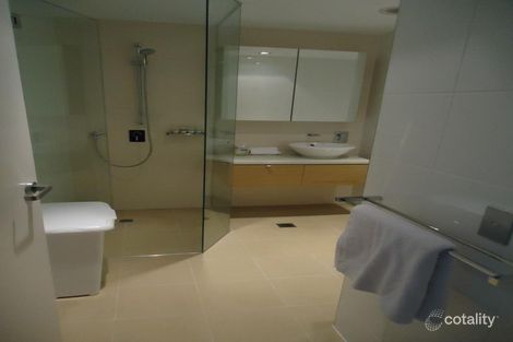 218/19b Kitchener Dr, Darwin City, NT 0800