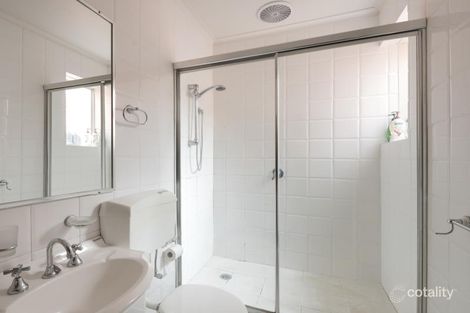 Property photo of 18/6 Redan Street St Kilda VIC 3182