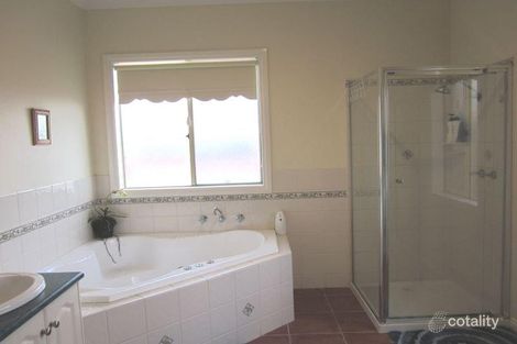 Property photo of 12 Lansdowne Road Cairnlea VIC 3023