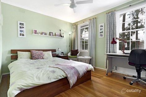 Property photo of Oshaughnessy Street Kew VIC 3101
