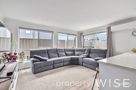 Property photo of 4/6 Olus Place Newnham TAS 7248