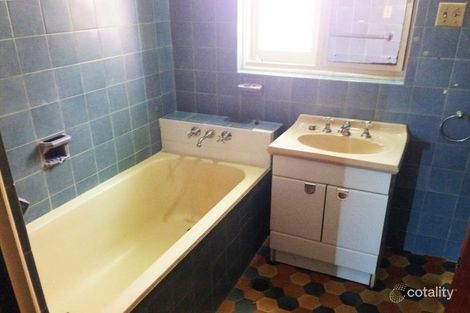 Property photo of 241 Eastern Valley Way Middle Cove NSW 2068