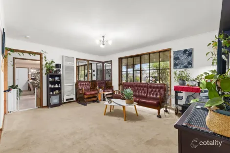 Property photo of 1 Springfield Court Traralgon VIC 3844