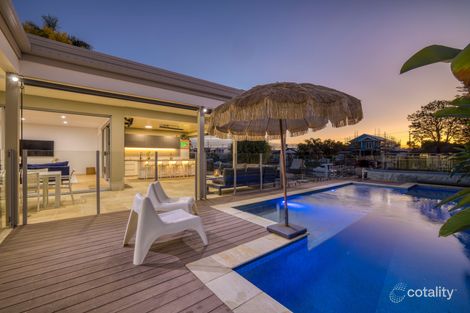Property photo of 8 Sheridan Park Avenue Broadbeach Waters QLD 4218