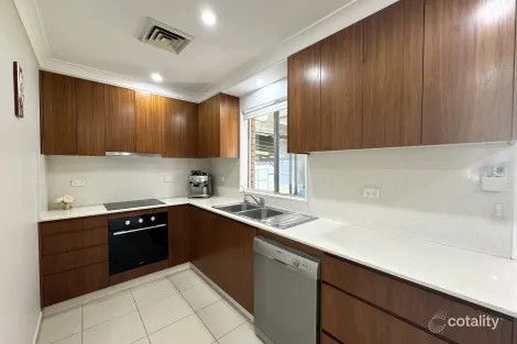 Property photo of 35 Jacaranda Drive Georges Hall NSW 2198