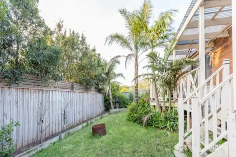 Property photo of 7 Nightingale Crescent Berwick VIC 3806