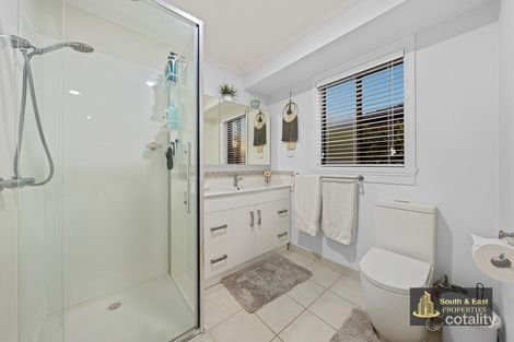 Property photo of 174 The Promenade Narre Warren South VIC 3805
