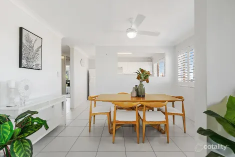 Property photo of 9/24-26 Rossiter Parade Hamilton QLD 4007