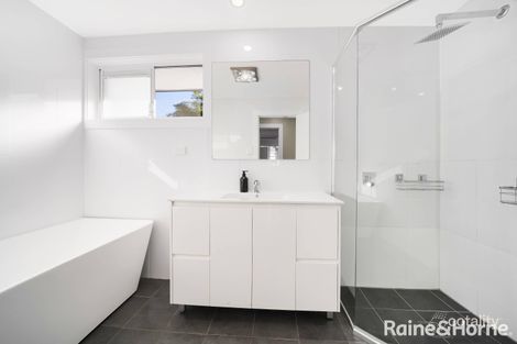 Property photo of 3 Day Place Minto NSW 2566