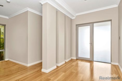 Property photo of 43 Southport Boulevard Dawesville WA 6211
