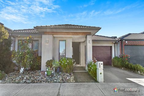 25 Coolamon Dr, Craigieburn, VIC 3064