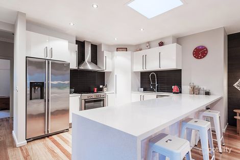 Property photo of 41 Isla Avenue Glenroy VIC 3046