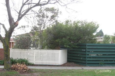 Property photo of 2/15-17 Hemingford Road Bentleigh East VIC 3165