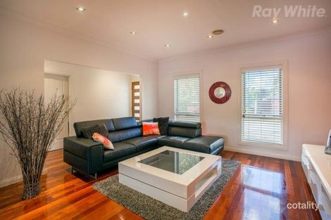 Property photo of 2 Aristocrat Terrace South Morang VIC 3752