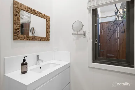 Property photo of 1 Nolan Street Mansfield VIC 3722
