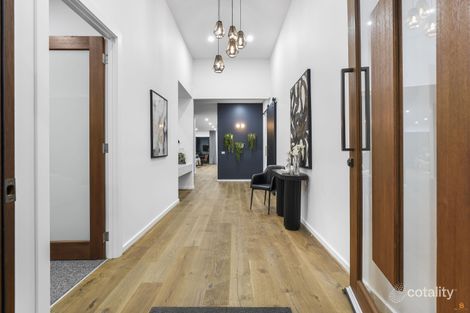 Property photo of 48 Penver Drive Cobblebank VIC 3338