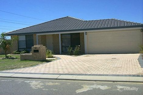 Property photo of 30 Mitra Loop Bennett Springs WA 6063