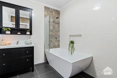 Property photo of 125 Belmont Road Tingalpa QLD 4173